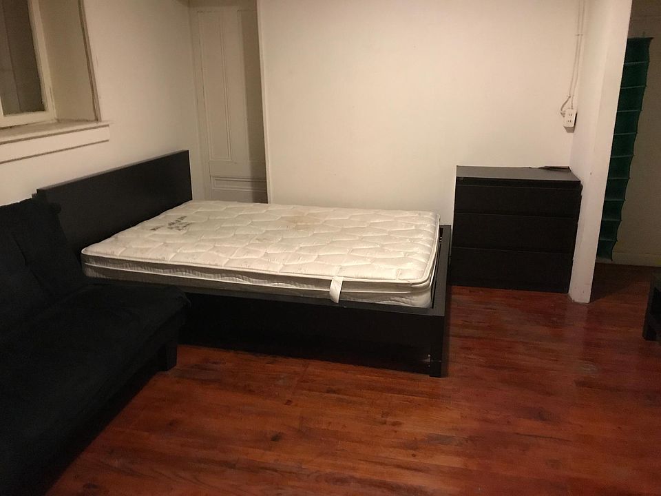 2nd image of 20 Front St APT 6