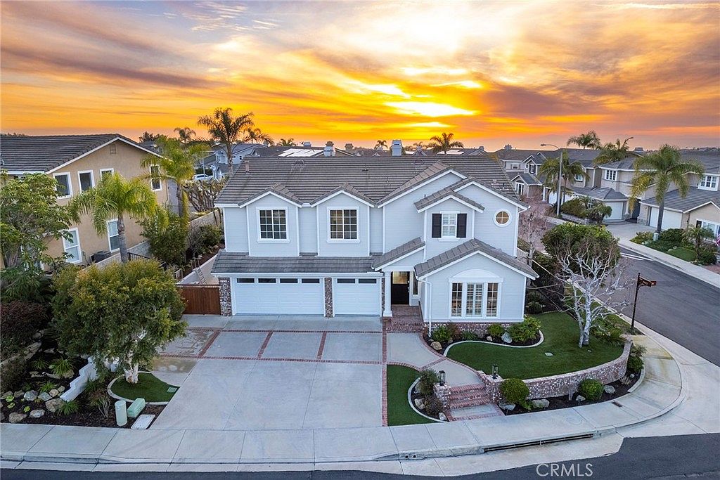 2801 Corte Esmeralda, San Clemente, CA 92673 | Zillow