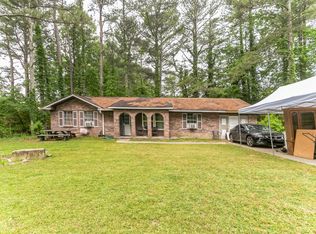 2915 Old Farm Rd S, Atlanta, GA 30349