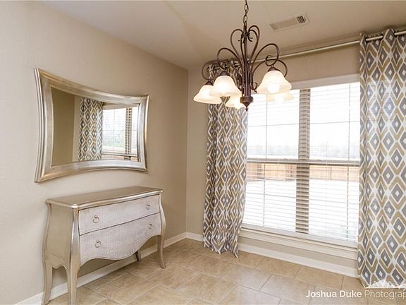 5th image of 3848 W Mountain View Dr