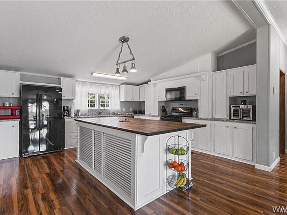 5th image of 888 New Liberty Rd