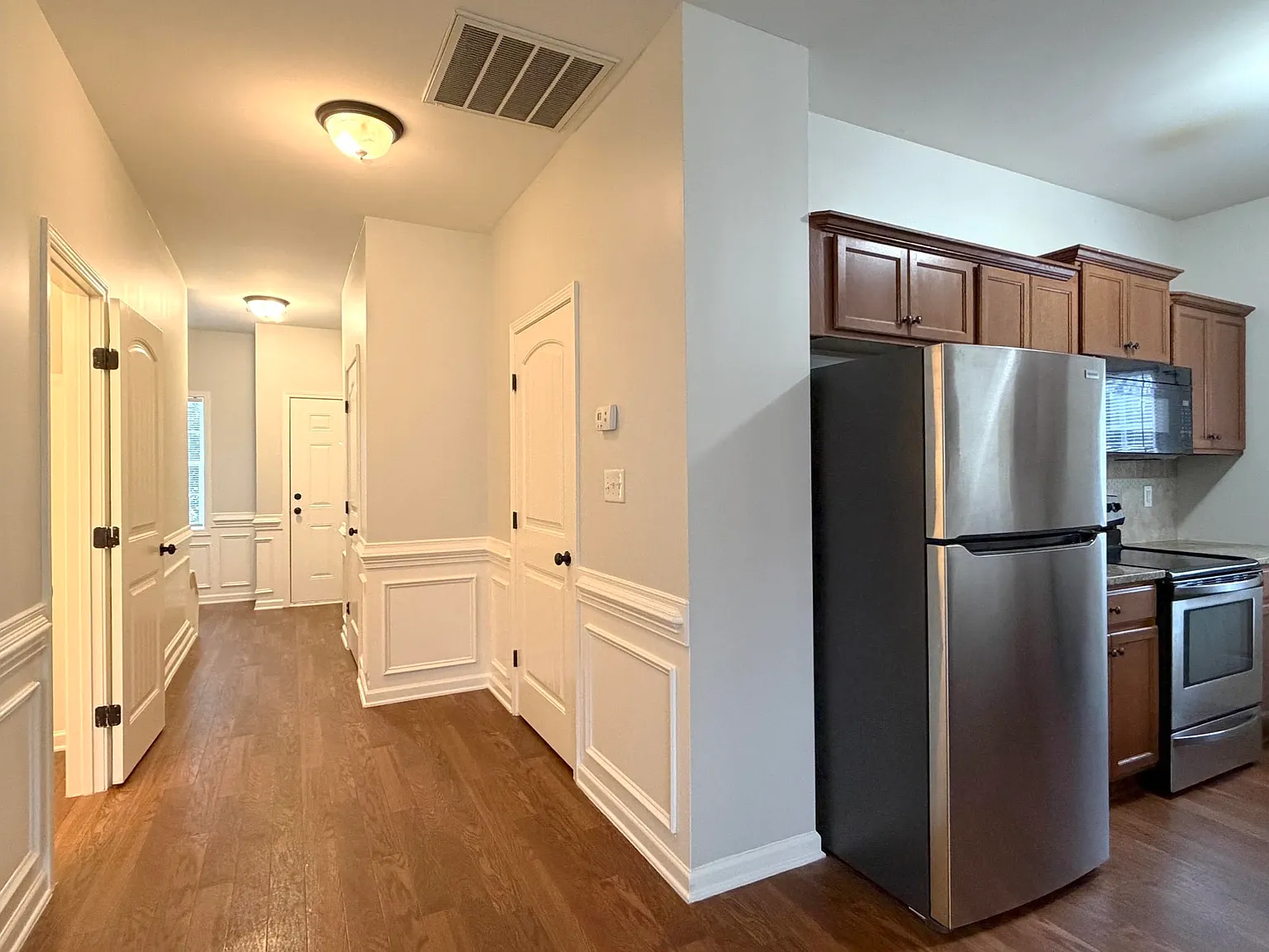 110 Burgess Lane - 112 — Photo 4