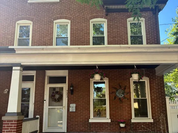 723 N Charlotte St, Pottstown, PA 19464