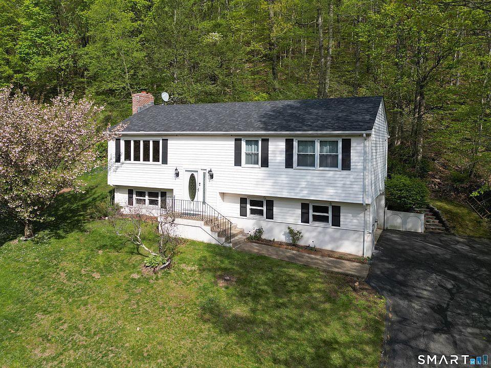 1st image of 102 Metacomet Road