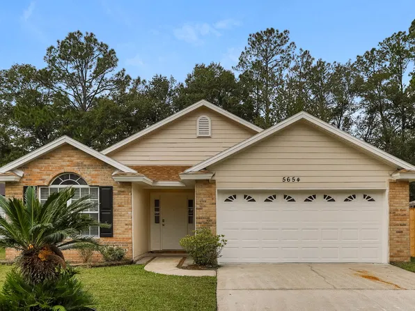 5654 Chirping Way W, Jacksonville, FL 32222