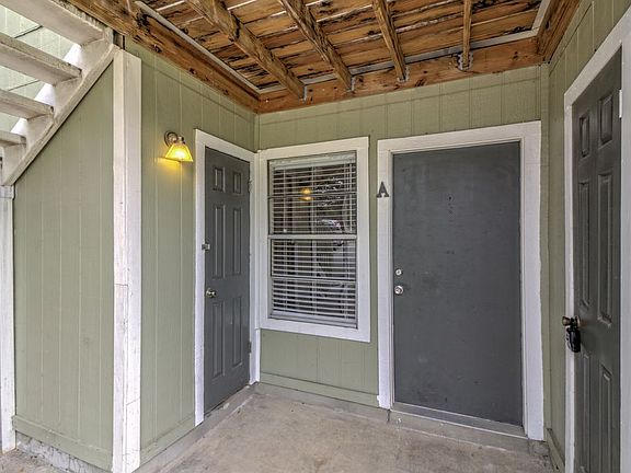 5th image of 400 Hedgewood Dr #A