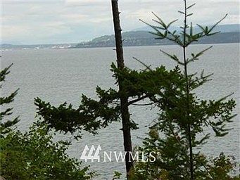 1st image of 72 Eliza Island