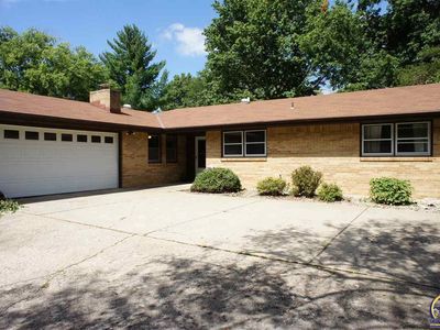1825 Vaughn Dr, Manhattan, KS, 66502