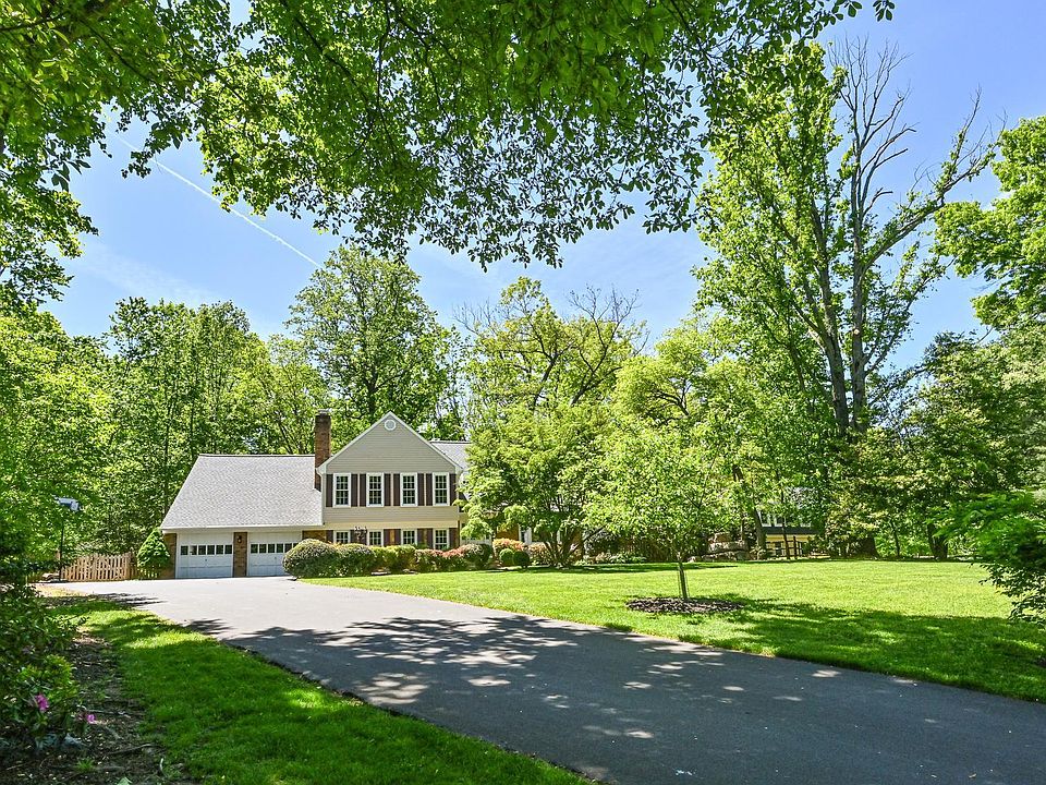 11153 Conestoga Ct, Oakton, VA 22124 Zillow