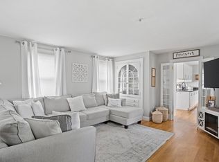 35 High St APT 3C, Danvers, MA 01923