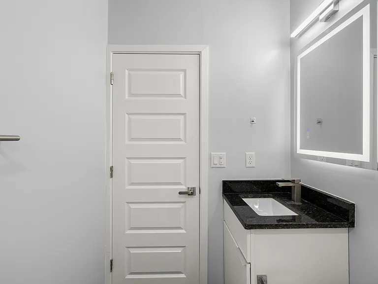 1621 Wyoming Ave #C — Photo 10