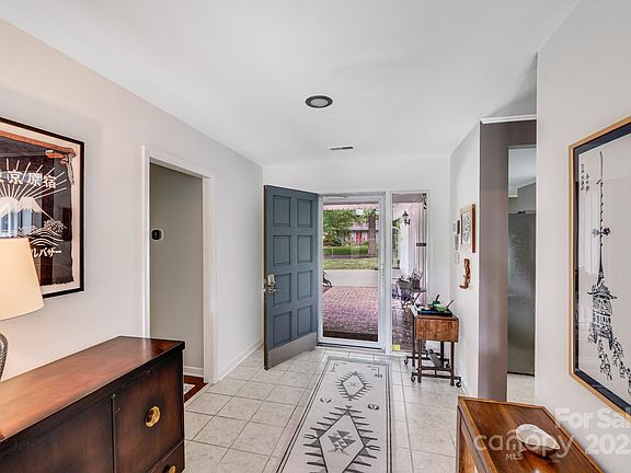 5th image of 3619 Chilham Pl