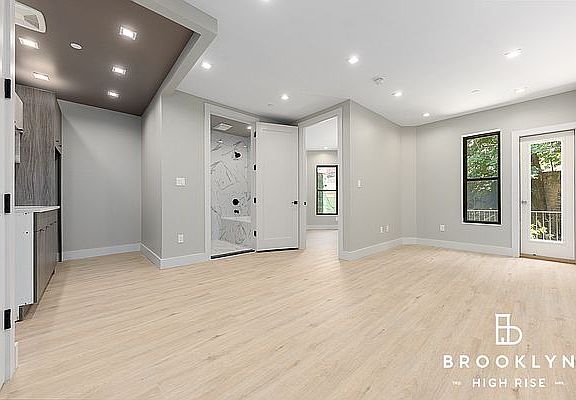 4th image of 345 E 26th St #1R