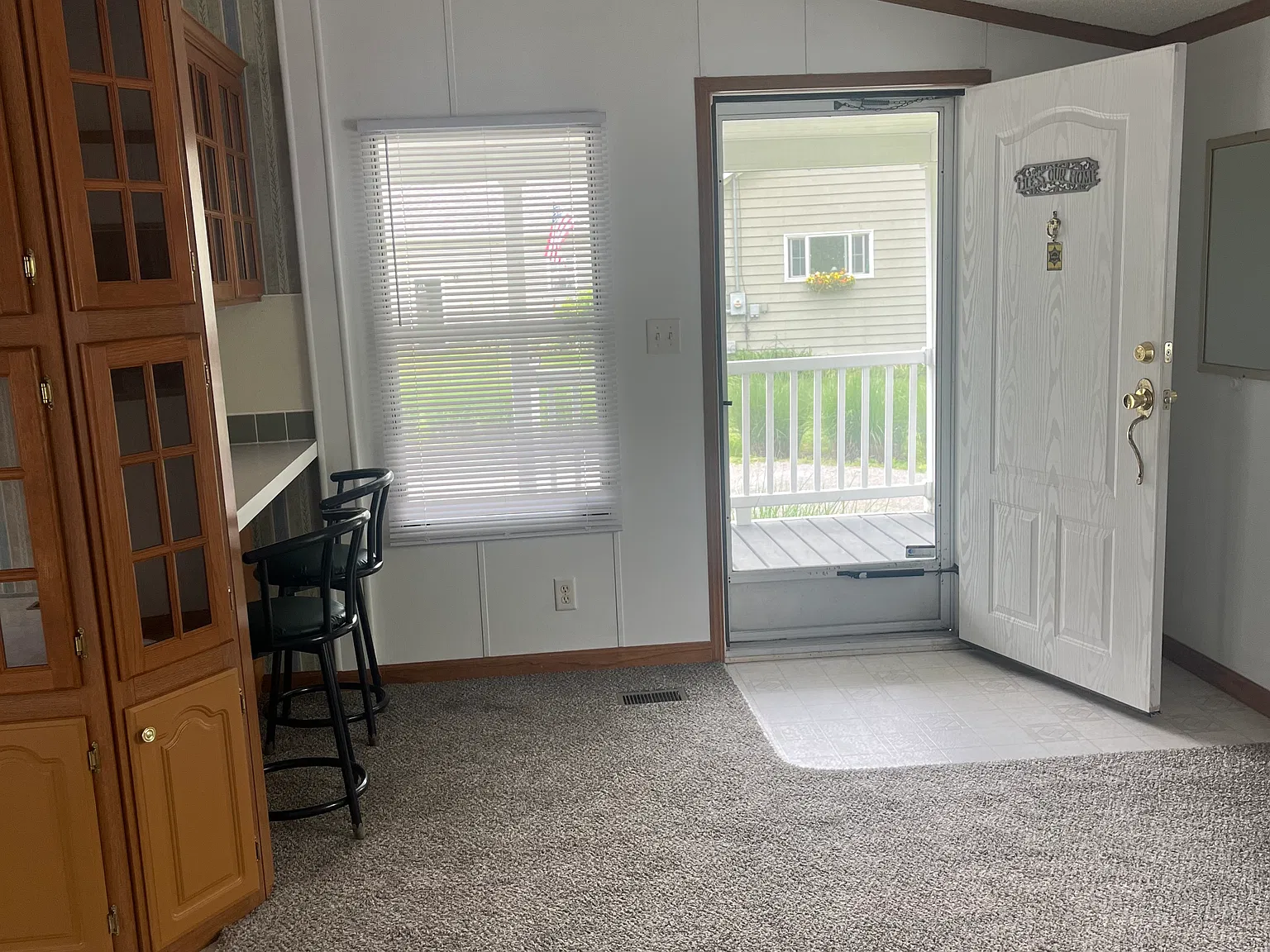 8934 Waynesburg Dr SE — Photo 3