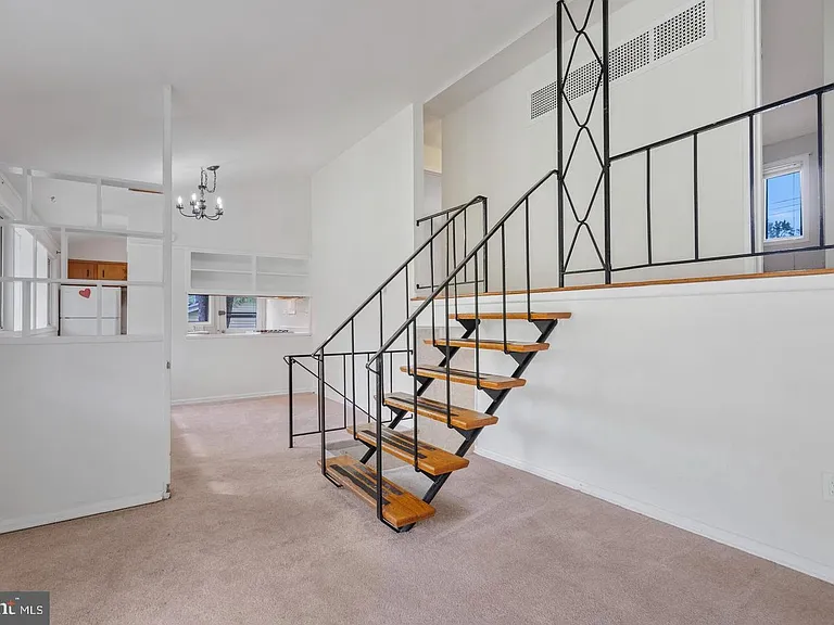 6318 Willowood Ln — Photo 38
