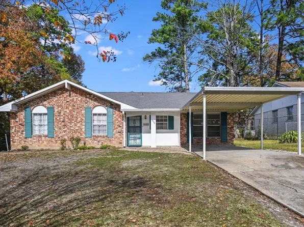 1032 Hood Ln, Leesville, LA 71446