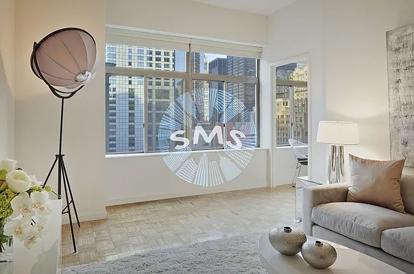 Rented by Space Marketing Shop | media 14