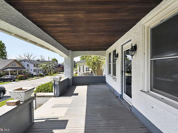 4th image of 25 Evergreen Rd