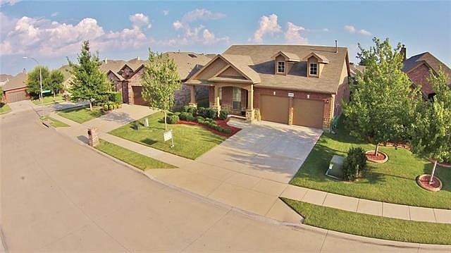 1st image of 2652 Sandcherry Dr