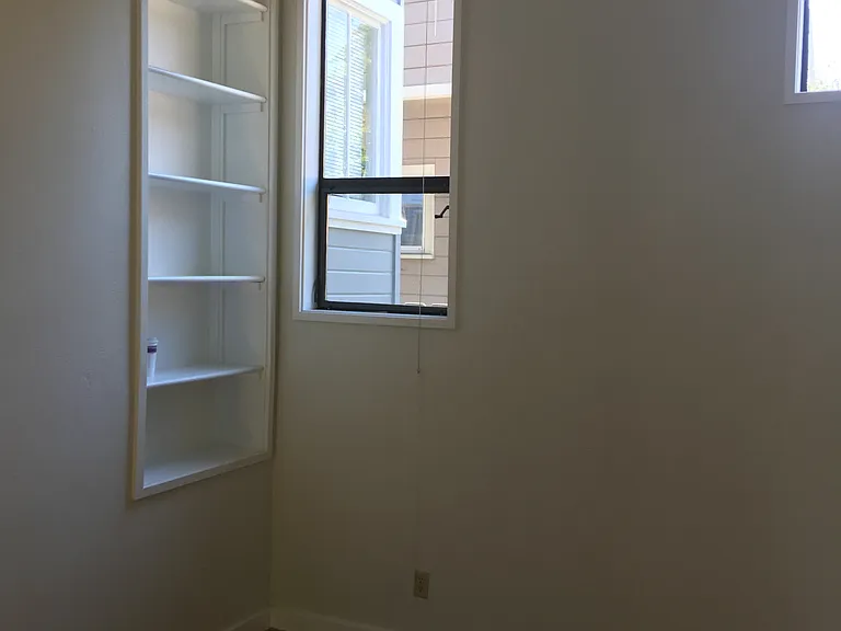 2240 Grant St #A — Photo 3