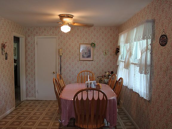 Eating Area in Kitchen