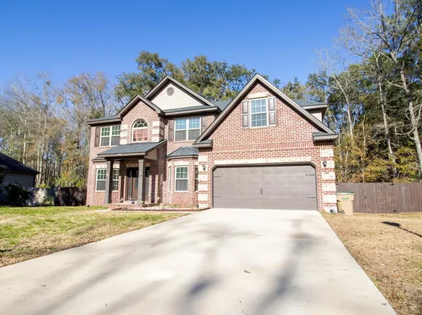 104 Veranda Trl, Midway, GA 31320