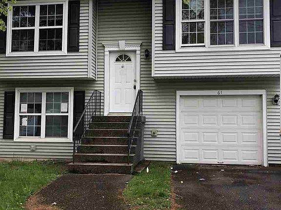 5th image of 61 Heartt Ave