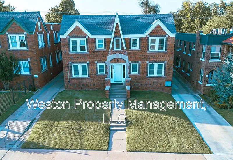 1st image of 711 NW 30th St APT 2