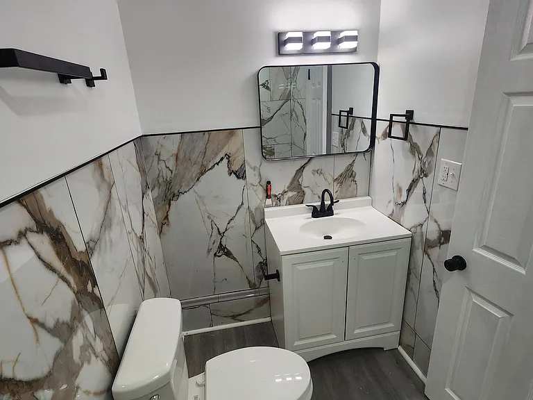 1307 Frederick Rd — Photo 5