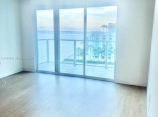 1155 Brickell Bay Dr APT 807, Miami, FL 33131