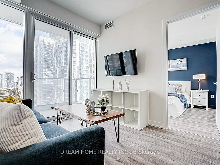 77 Shuter St #2611 — Photo 4