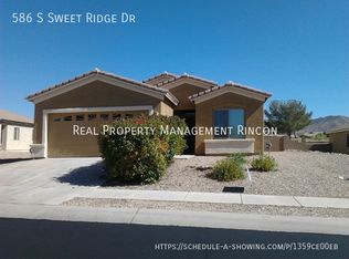 586 S Sweet Ridge Dr, Vail, AZ 85641