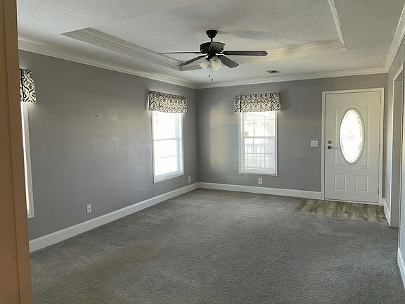 3rd image of 3233 Bending Oak Dr