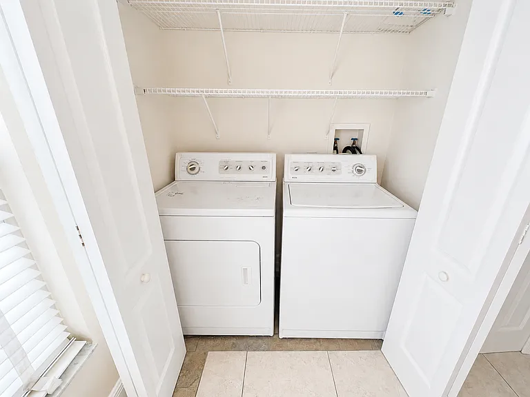 4201 Pine Isle Dr — Photo 11