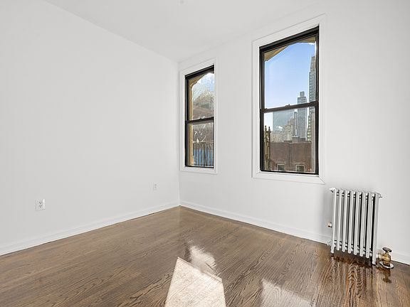 3rd image of 341 W 45th St #1/202