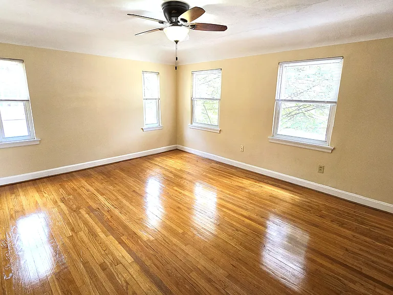 26 Merzen Ct — Photo 4