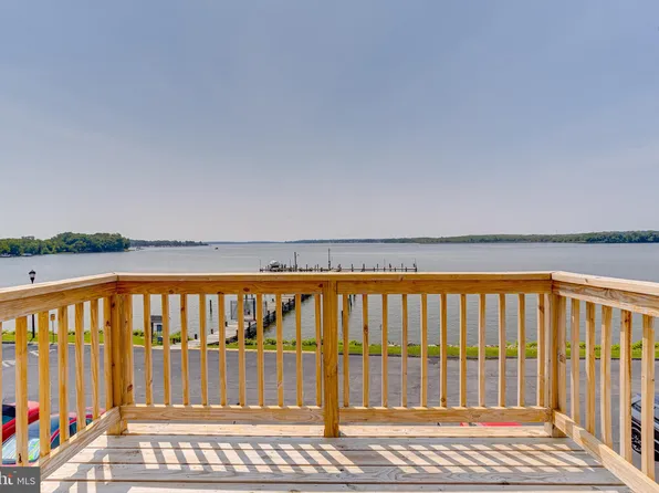 136 Villa Capri Cir, Essex, MD 21221