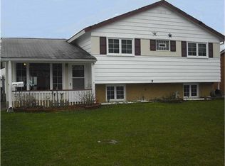 721 Thornwood St, Elyria, OH