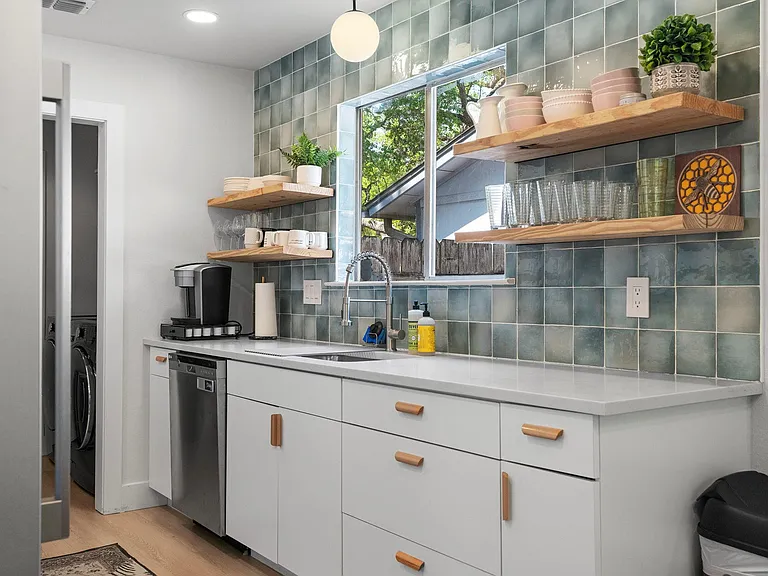 7507 Bender Dr — Photo 13