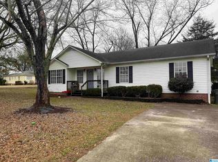 150 Gardendale Dr, Gardendale, AL 35071