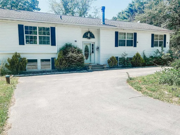 121 PARKER Road, Elizaville, NY 12523