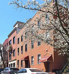 177 Java Street  image 1 of 20