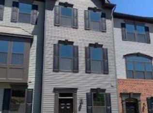 1304 Spur Ln, Fredericksburg, VA 22401