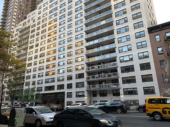 2nd image of 420 E 72nd St