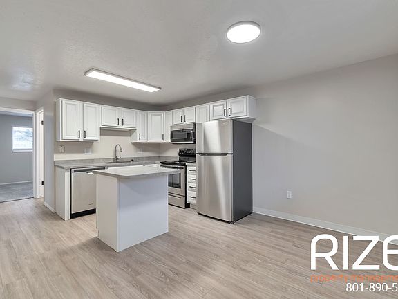 4th image of 1726 E Woodside Dr #41