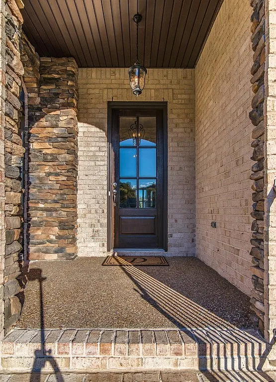 5 bed, 4.5 bath, 4475 sqft, $6,000 — Photo 4