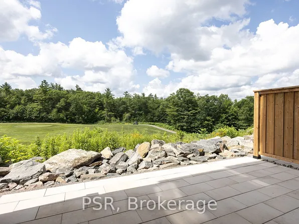 100 Carrick Trl #108, Gravenhurst, ON P1P 0A6