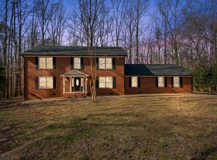 404 Forest Lane Dr, Gaffney, SC 29340