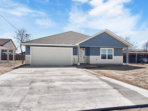 4th image of 328 Ray Dr