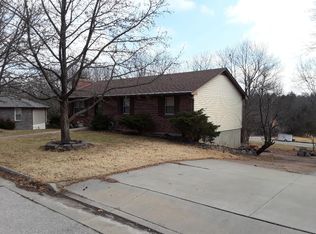 129 Crescent Dr, Jefferson City, MO 65109